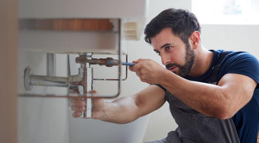 Water heater thermostat replacement in Alta, WY
